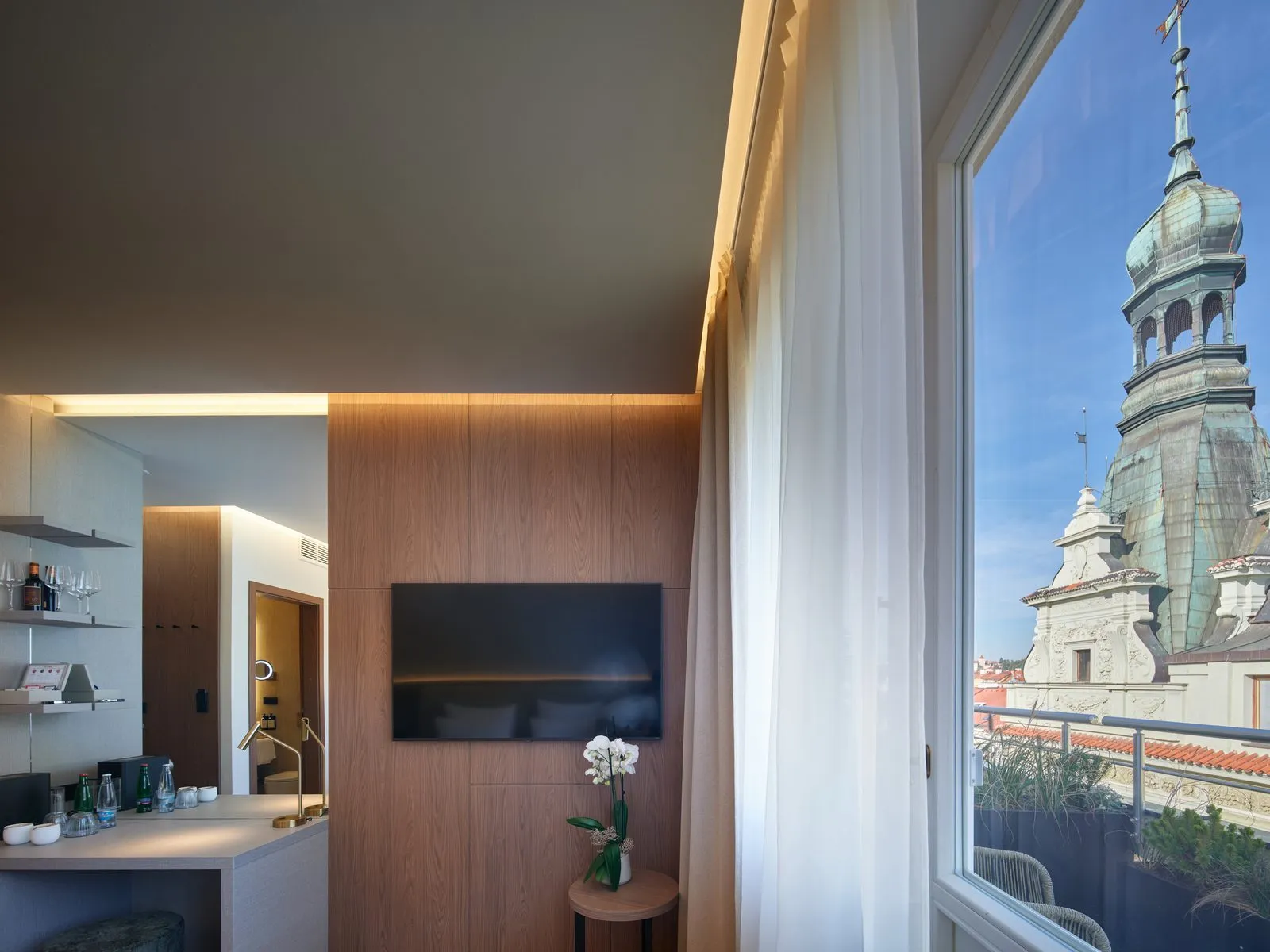 Pokoj s výhledem na věž kostela – The Benedict Boutique Hotel