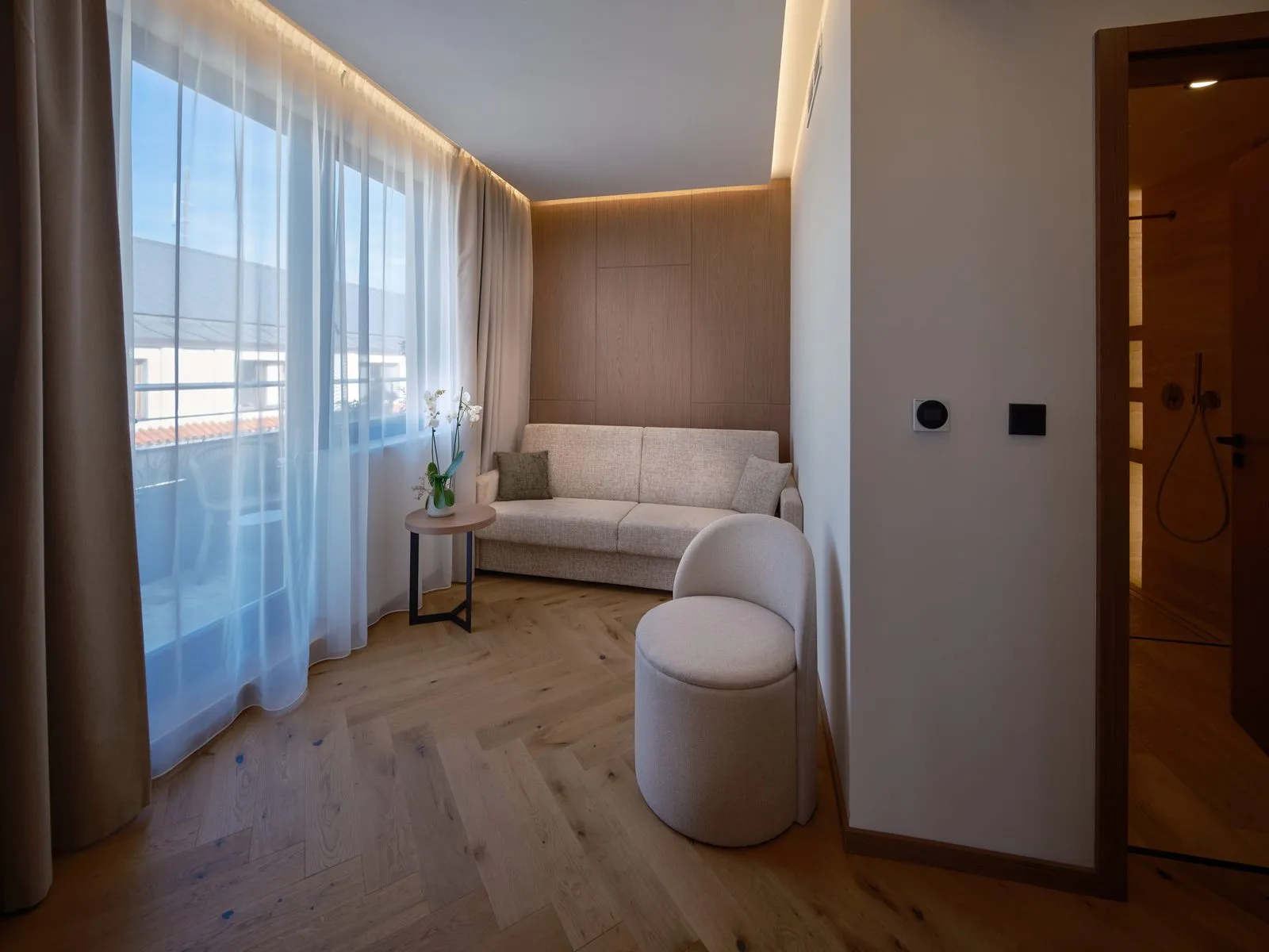 Posezení v pokoji – The Benedict Boutique Hotel